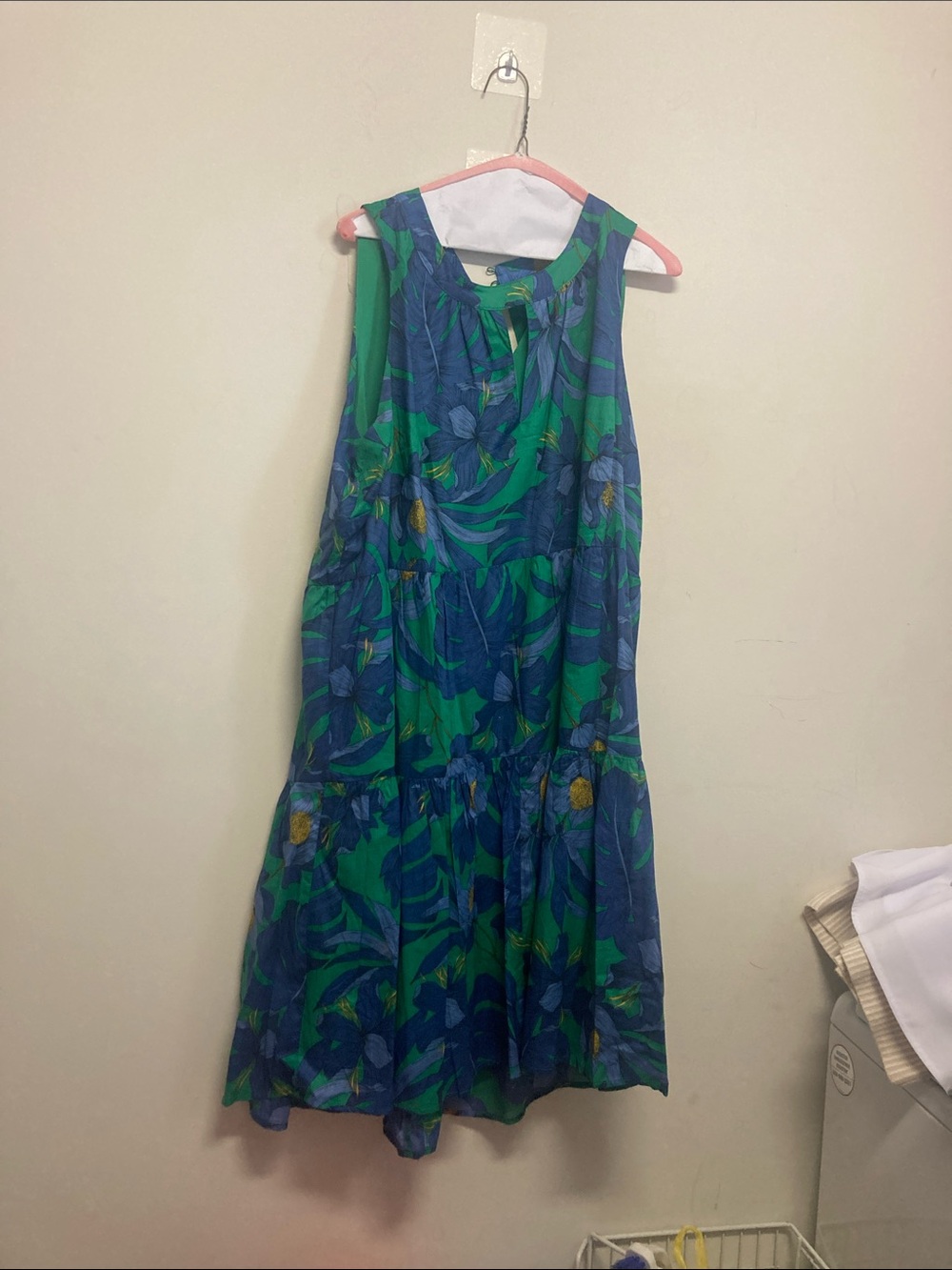 TOMMY HILFIGER/Sleveless Blue & Green Floral Midi Dress
